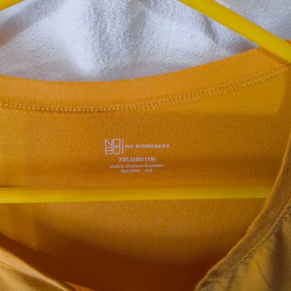 T-shirt - Picture 3 of 3